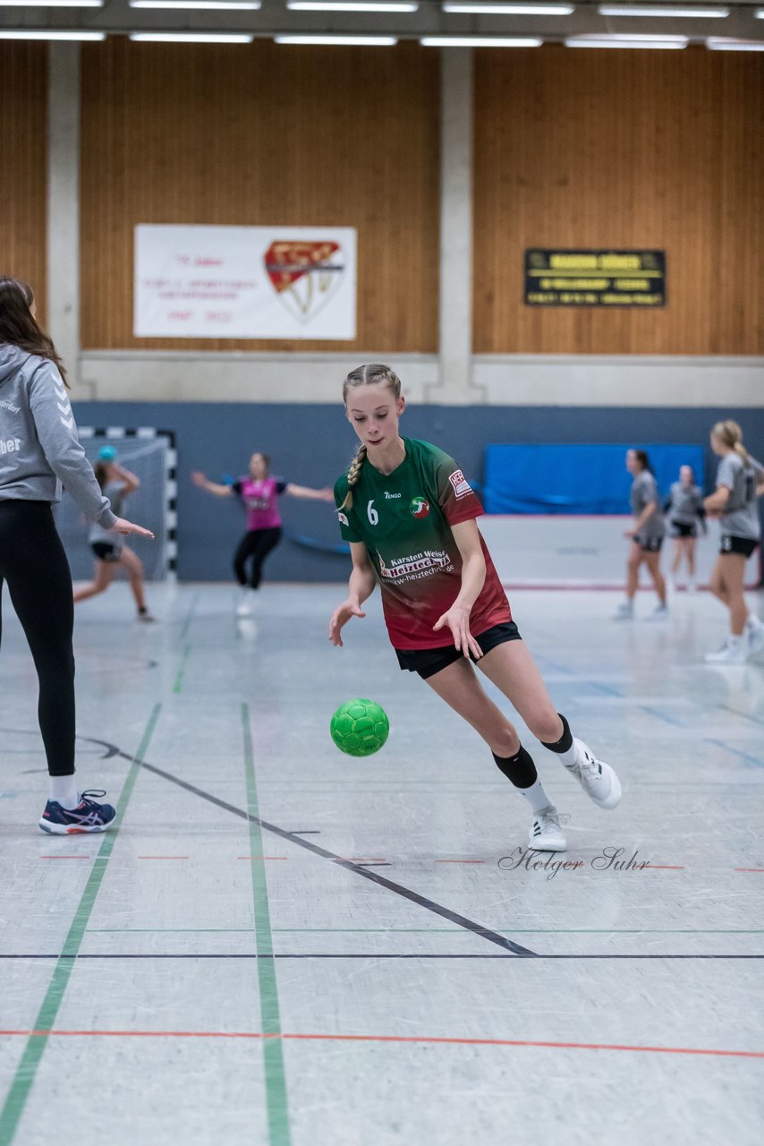 Bild 5 - wCJ HSG Kremperheide/Muensterdorf - HSG Marne/Brunsbuettel : Ergebnis: 22:10